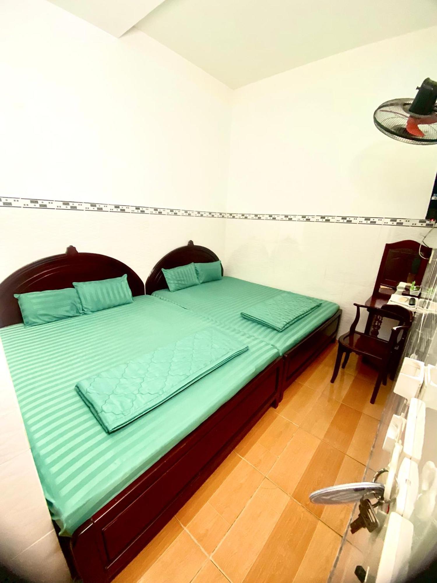 Nha Nghi Cam Tien 2 Hostel ฮาเตียน ภายนอก รูปภาพ